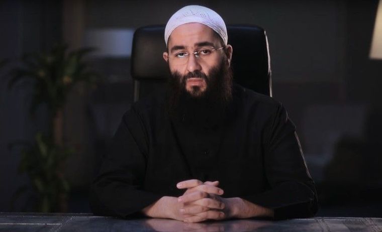 You are currently viewing Zineb El Rhazoui traitée d' »arabe de service » : Idriss Sihamedi condamné à 3 000 euros d’amende